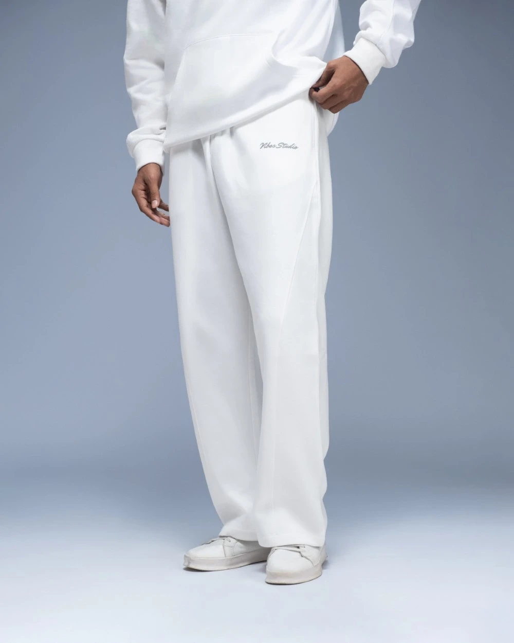 Vibes Baggy White Sweatpant